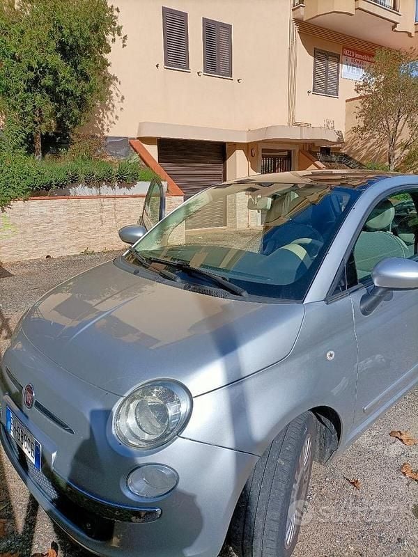 Begagnad Fiat 500 105 HK (77 kW) 2011 Grå Halvkombi
