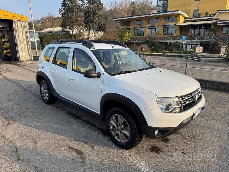 Usata Dacia Duster 2016 Bianco SUV