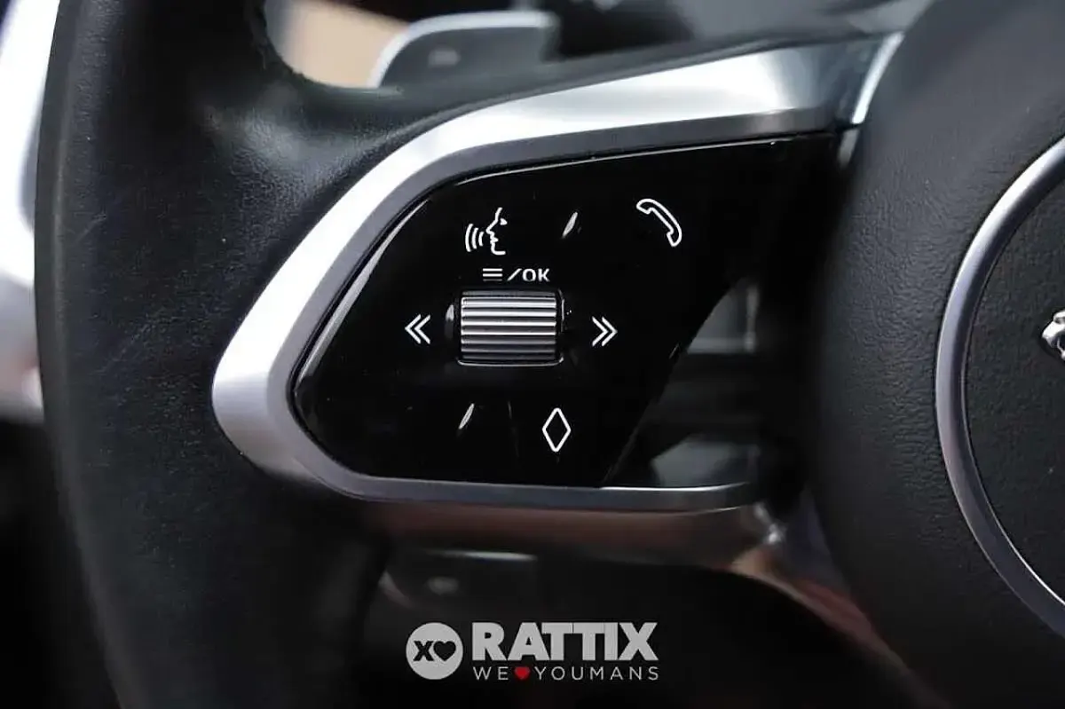 Usata Jaguar E-Pace 163 CV (119 kW) 2021 Grigio SUV