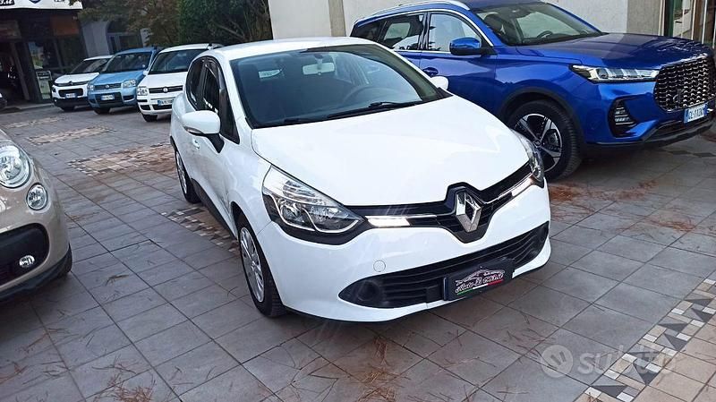 Usata Renault Clio IV Dynamique 75 CV (55 kW) 2013 Bianco Berlina