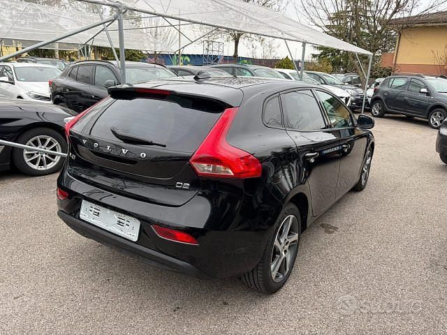Brugt Volvo V40 Business Edition 120 HK (88 kW) 2018 Sort Sedan