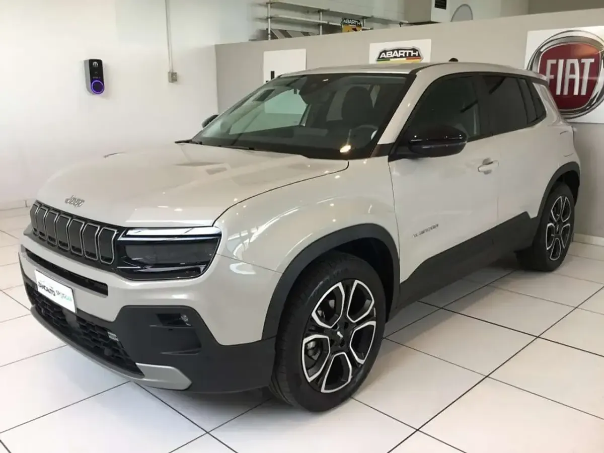 Usata Jeep Avenger EV Summit 114 kW (156 CV) 2025 Grigio SUV