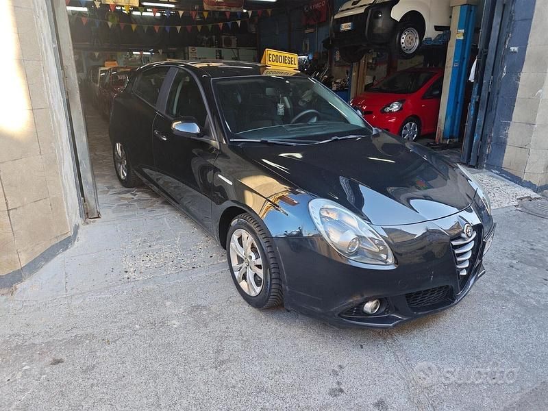 Usata Alfa Romeo Giulietta Business 105 CV (77 kW) 2015 Nero Berlina