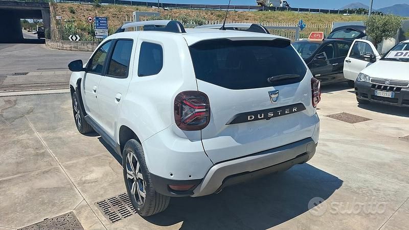 Usata Dacia Duster 100 CV (73 kW) 2022 Bianco SUV