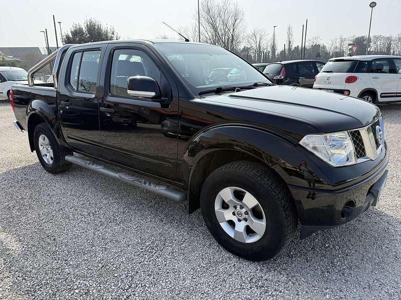 Usata Nissan Navara 171 CV (125 kW) 2007 Nero Pick-up