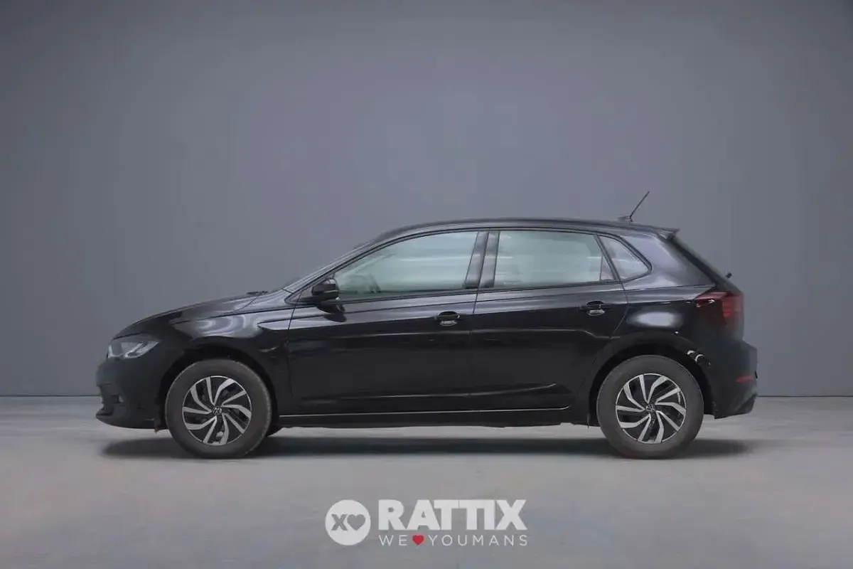 Usata VW Polo Life 95 CV (69 kW) 2025 Deep black perlato Utilitaria