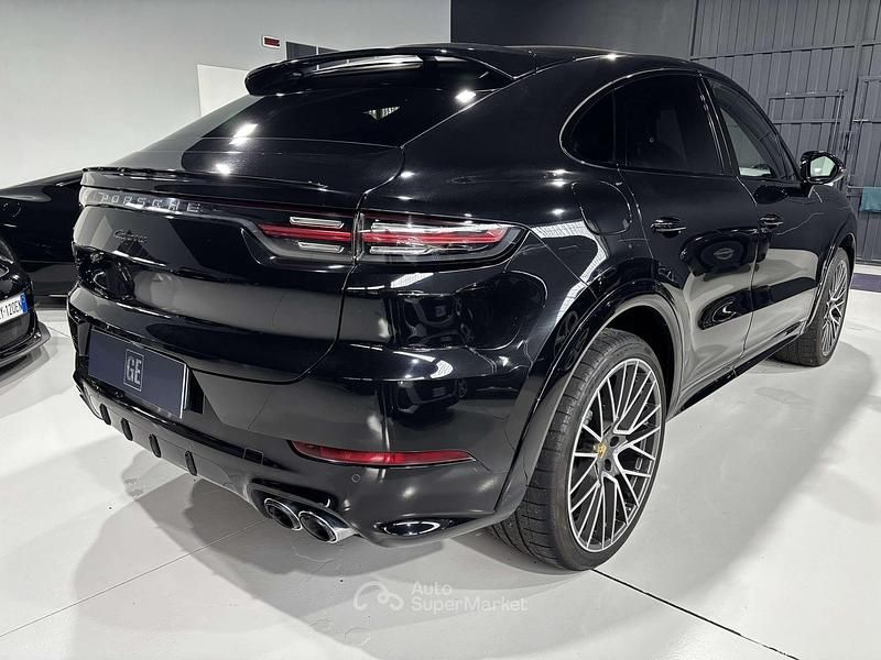 Usata Porsche Cayenne Coupe 340 CV (250 kW) 2021 Nero Coupé