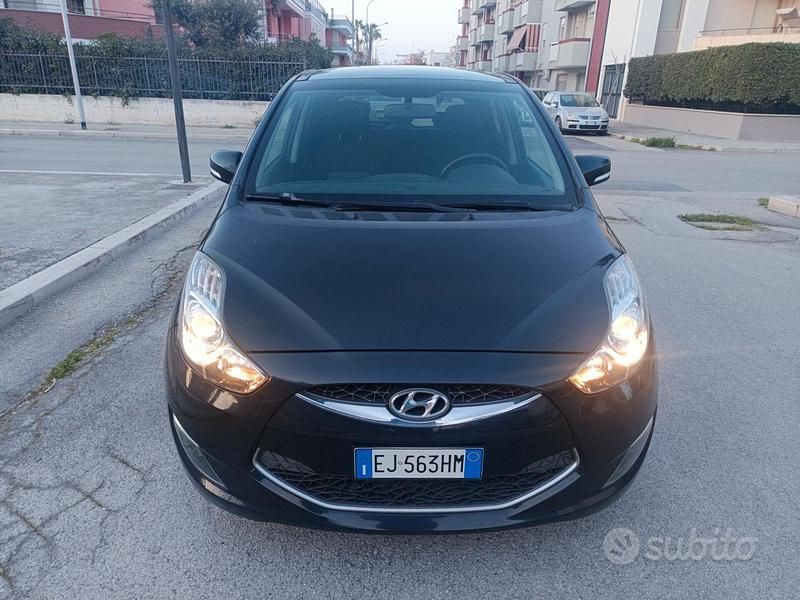 Usata Hyundai ix20 Style 90 CV (66 kW) 2011 Nero Utilitaria