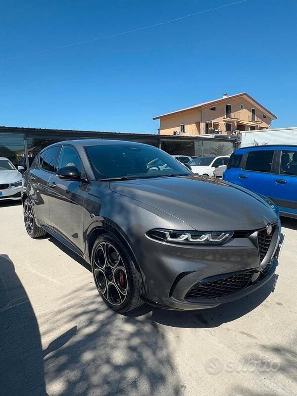Usata Alfa Romeo Tonale Edizione Speciale 160 CV (117 kW) 2023 Grigio SUV