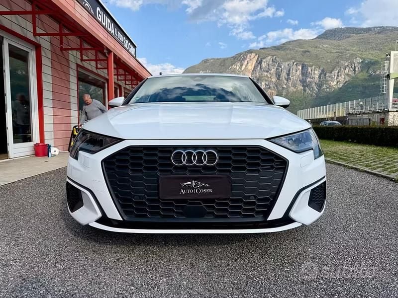 Usata Audi A3 S-Line 116 CV (85 kW) 2021 Bianco Berlina