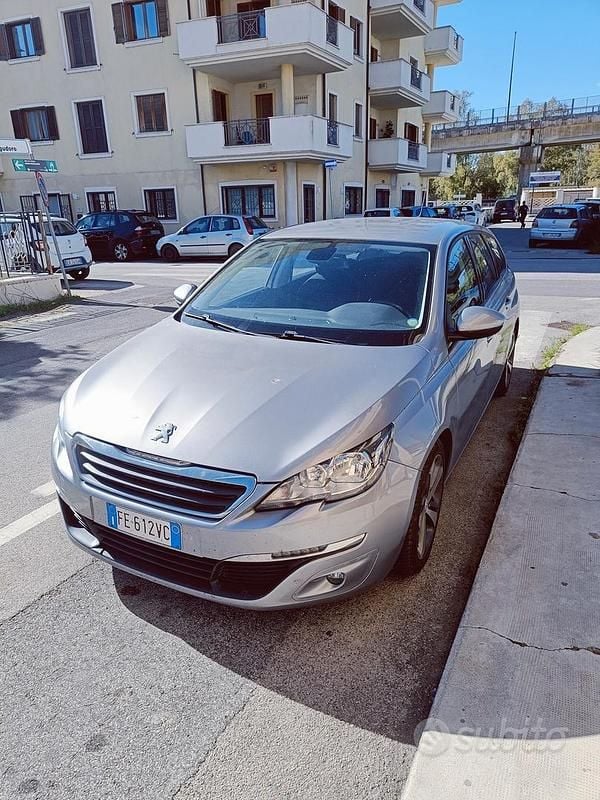 Grigio Usata 2016 Peugeot 308 SW Station wagon | 4900 € (Super prezzo) - Immagine 1/4