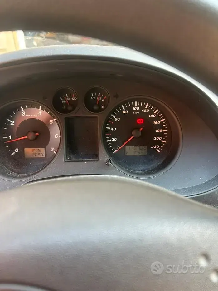Usata Seat Ibiza 64 CV (47 kW) 2005 Grigio Utilitaria