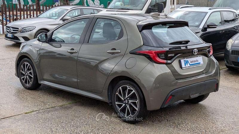Usata Toyota Yaris Hybrid 92 CV (67 kW) 2020 Grigio Berlina