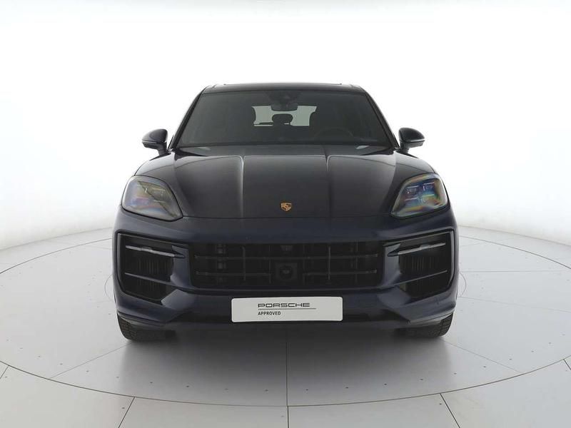 Usata Porsche Cayenne 519 CV (381 kW) 2024 Blu algarve metallizzato SUV