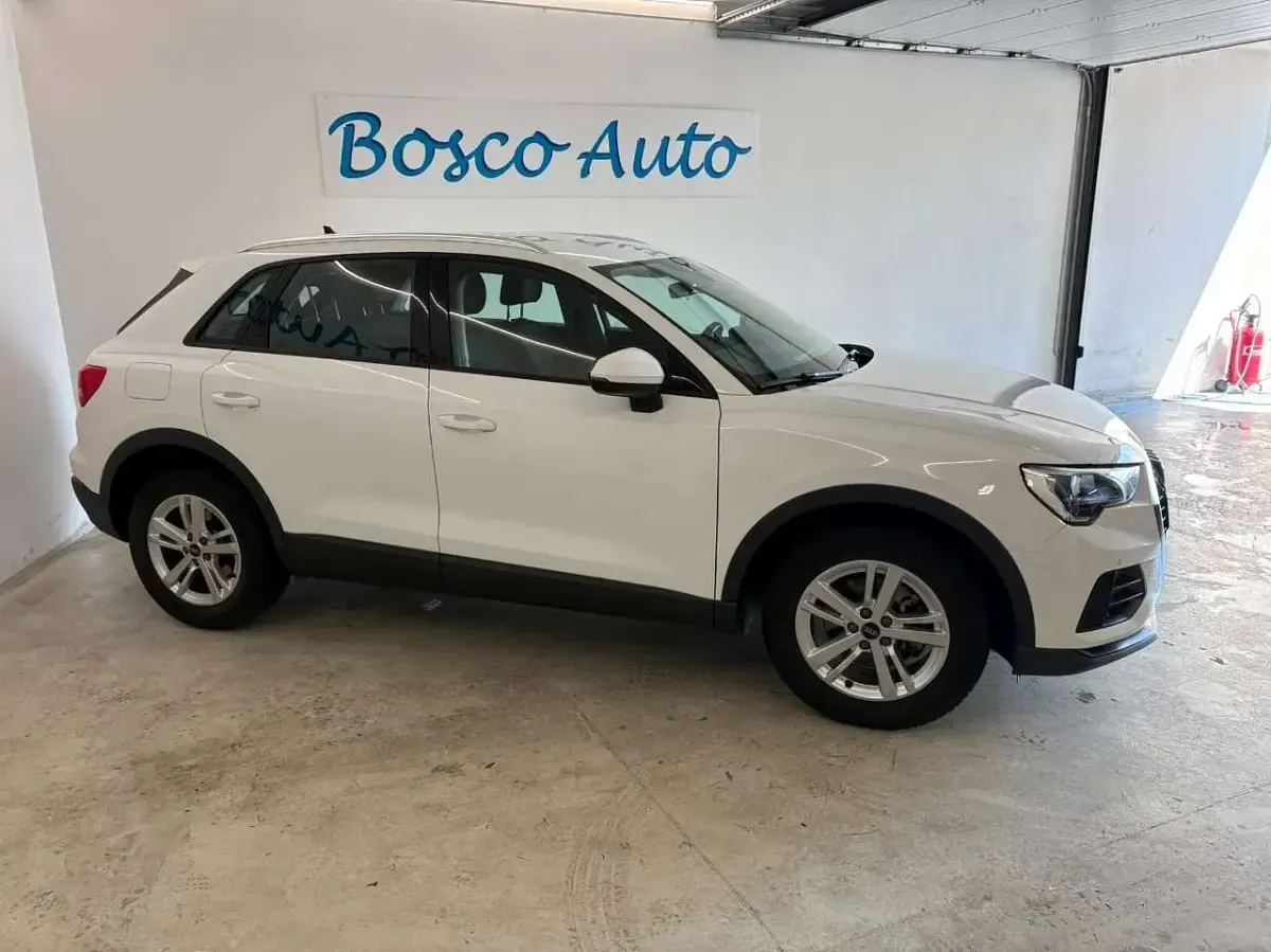 Usata Audi Q3 Business Plus 150 CV (110 kW) 2022 Bianco SUV