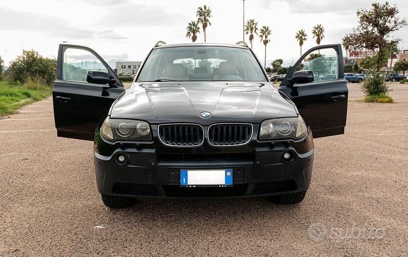 Nero Usata 2004 BMW X3 Comfort Edition SUV | 3800 € (Buon prezzo) - Immagine 1/4