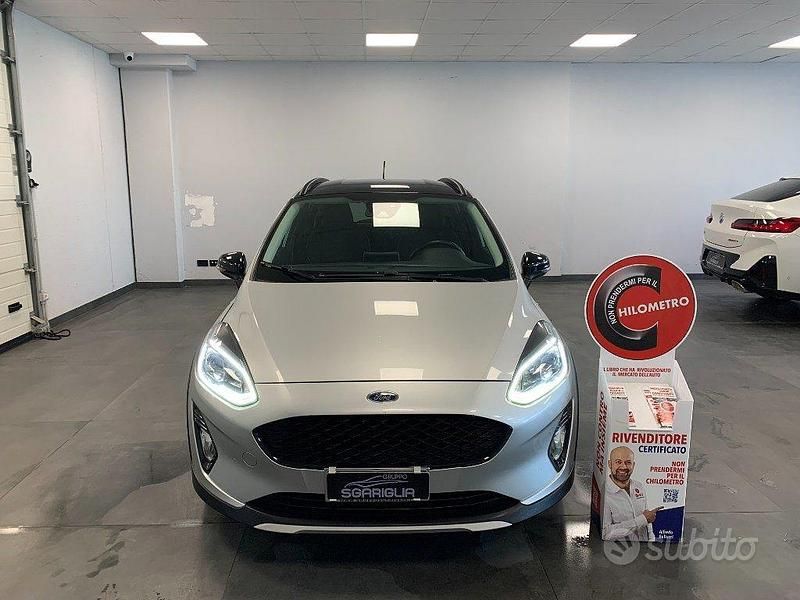 Usata Ford Fiesta Active 86 CV (63 kW) 2019 Grigio Utilitaria