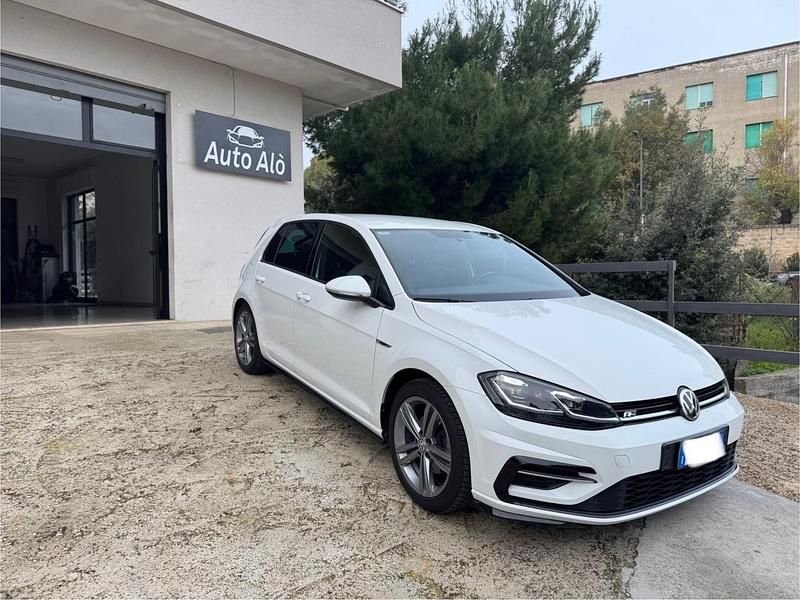 Usata VW Golf VII R-line 149 CV (109 kW) 2019 Bianco Berlina