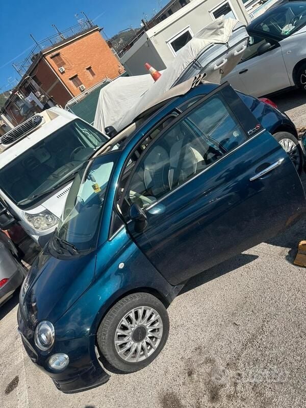 Blu Usata 2018 Fiat 500 Cabrio | 9000 € (Buon prezzo) - Immagine 1/4