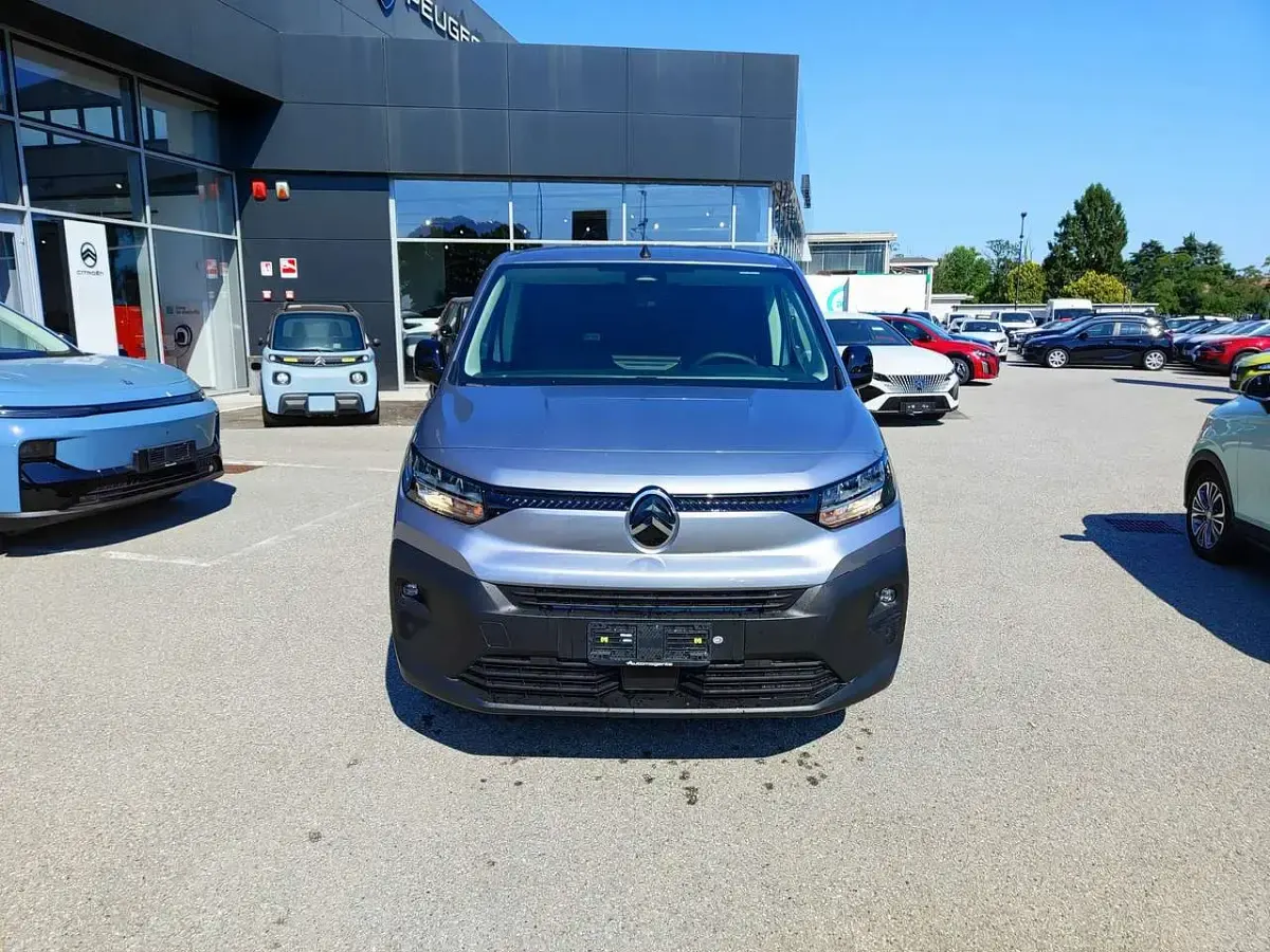 Nuova Citroën Berlingo Touch 102 CV (75 kW) 2026 Grigio artense Monovolume