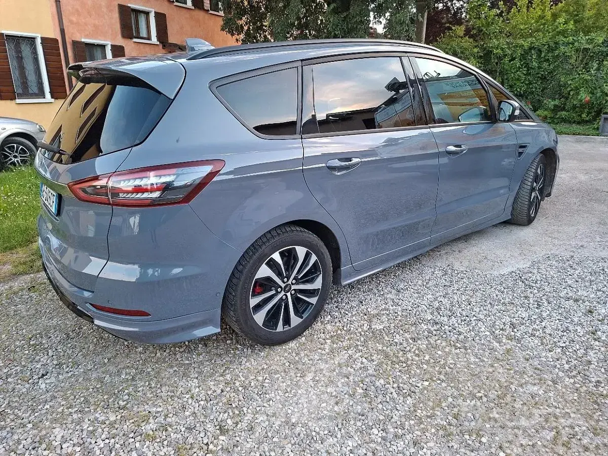 Usata Ford S-MAX ST-Line 2020 Grigio Monovolume