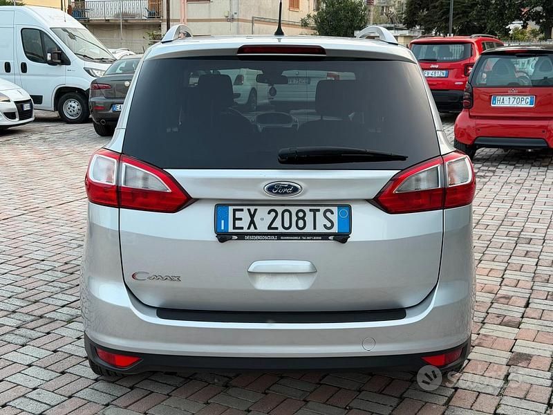 Usata Ford C-MAX Titanium 116 CV (85 kW) 2014 Grigio Monovolume