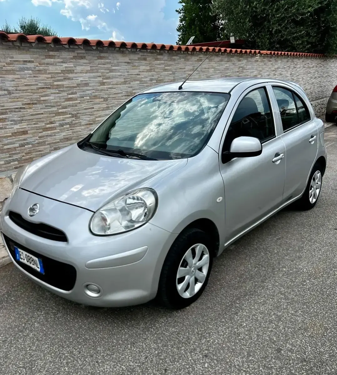 Usata Nissan Micra S 80 CV (58 kW) 2013 Argento Utilitaria