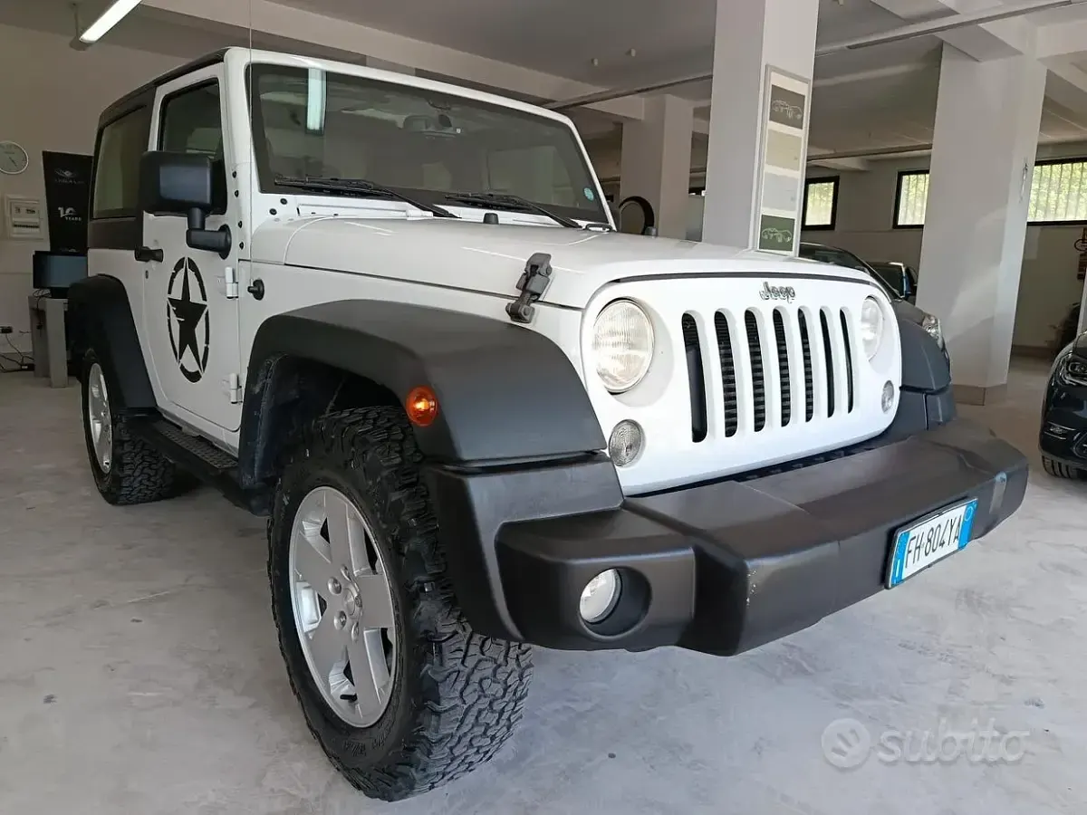 Usata Jeep Wrangler Sport 200 CV (147 kW) 2017 Bianco SUV