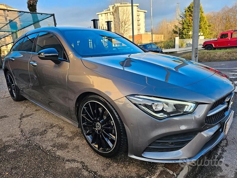 Usata Mercedes CLA200 Shooting Brake Premium 150 CV (110 kW) 2022 Grigio Station wagon