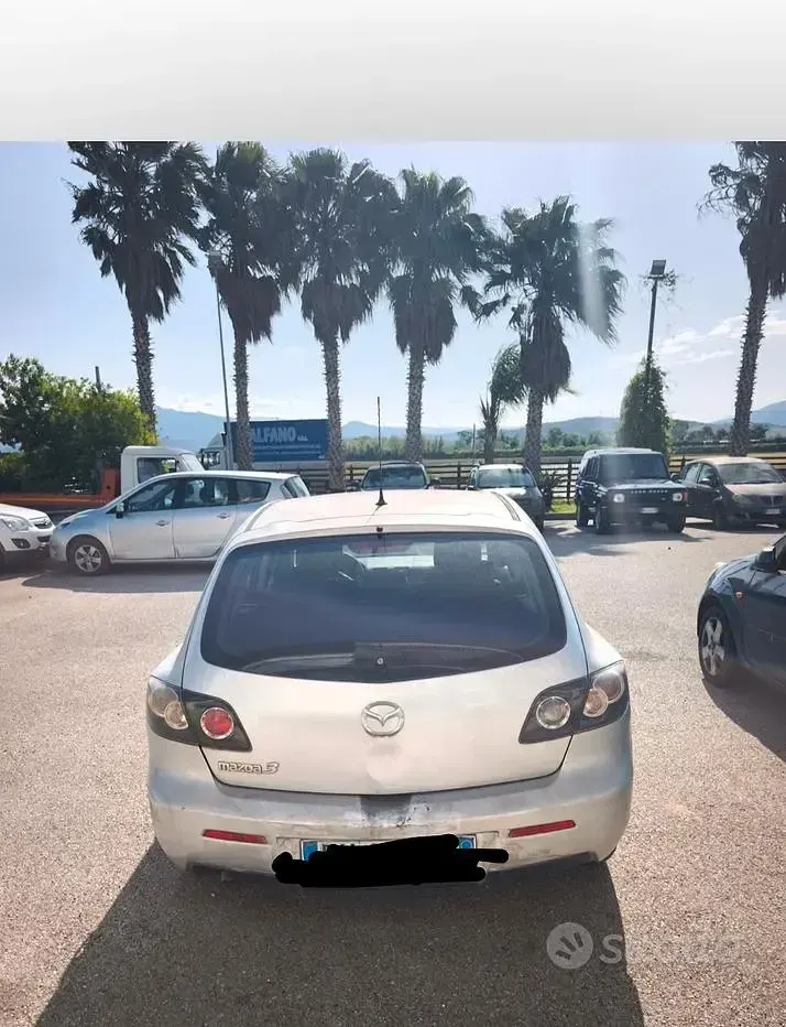 Usata Mazda 3 109 CV (80 kW) 2007 Grigio Berlina