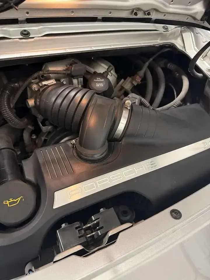 Usata Porsche 997 355 CV (261 kW) 2006 Argento metalizzato Coupé