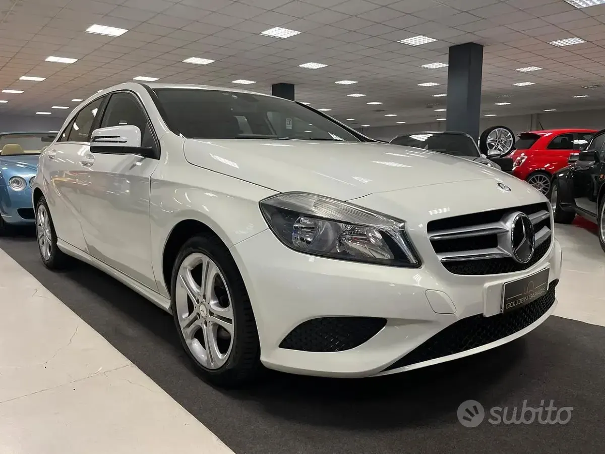 Usata Mercedes A180 109 CV (80 kW) 2013 Bianco Utilitaria