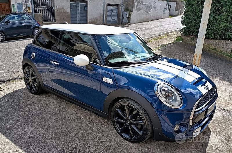 Usata Mini Cooper SD Hype 2016 Blu Utilitaria