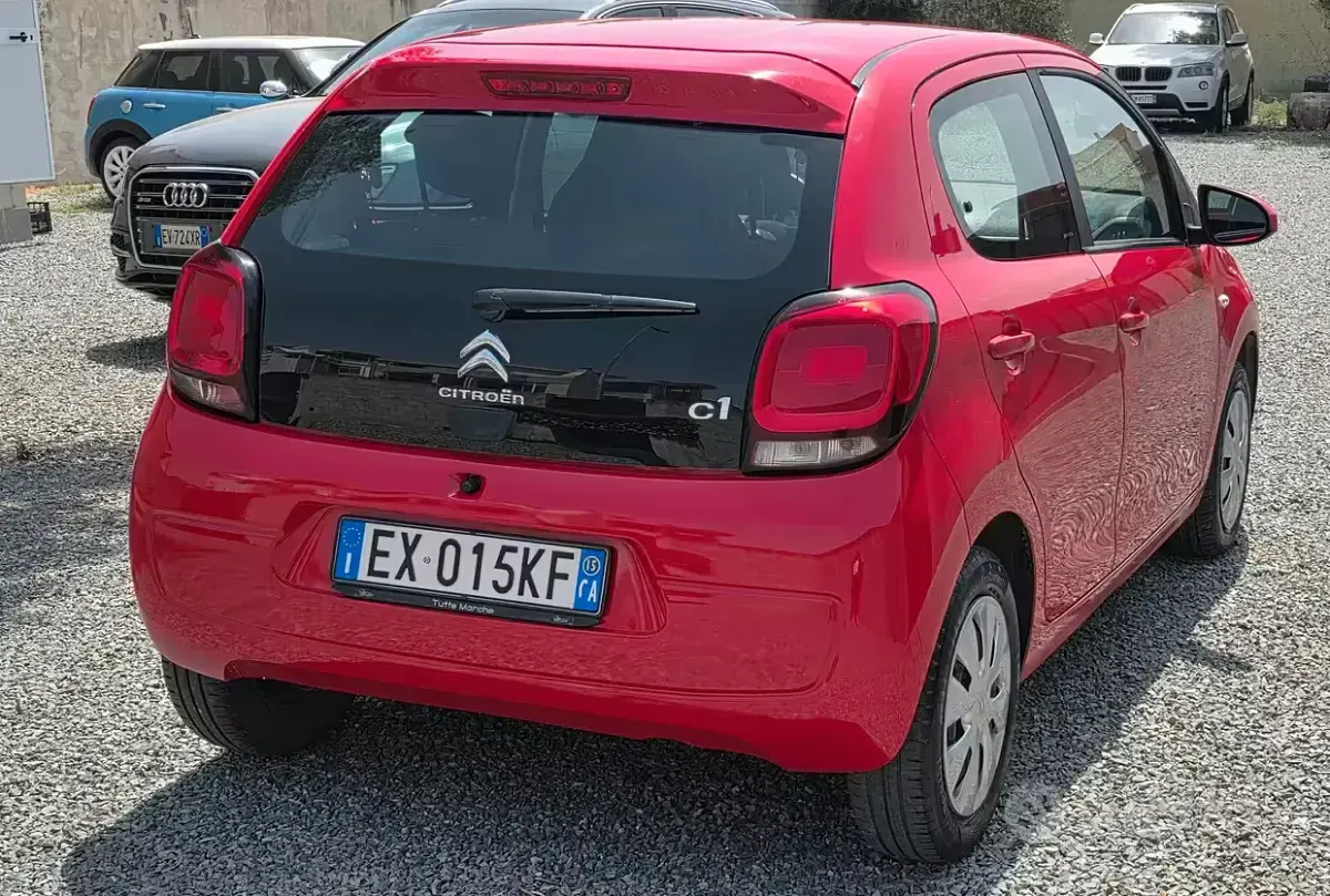 Usata Citroën C1 Live 69 CV (50 kW) 2015 Rosso Utilitaria