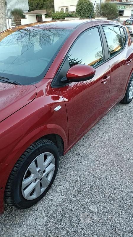 Usata Dacia Sandero 91 CV (66 kW) 2021 Rosso Berlina
