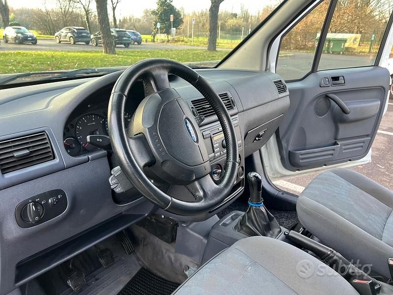 Usata Ford Transit Connect 90 CV (66 kW) 2009 Bianco Monovolume