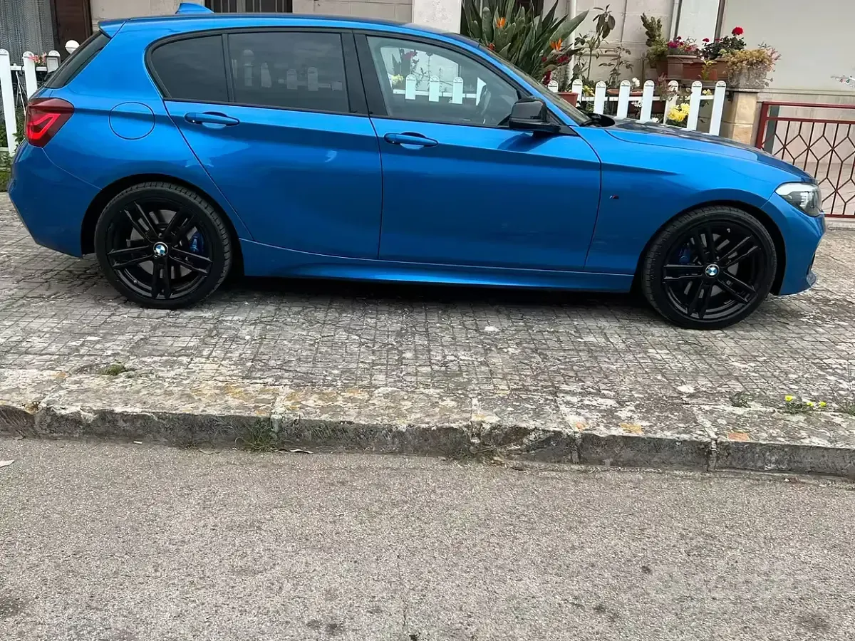 Usata BMW 125 M Sport 224 CV (164 kW) 2018 Blu Utilitaria