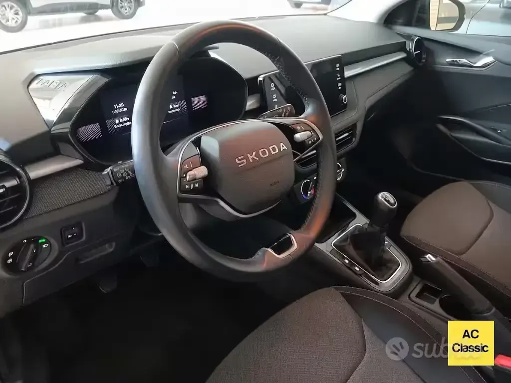 Usata Skoda Fabia 95 CV (69 kW) 2025 Grigio Utilitaria