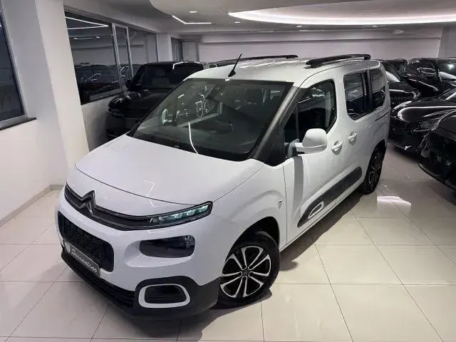 Usata Citroën Berlingo Feel 130 CV (95 kW) 2019 Bianco Monovolume