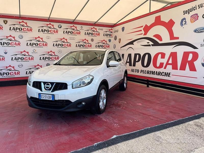 Bianco Usata 2013 Nissan Qashqai +2 Tekna SUV | 5490 € (Ottimo prezzo) - Immagine 1/4
