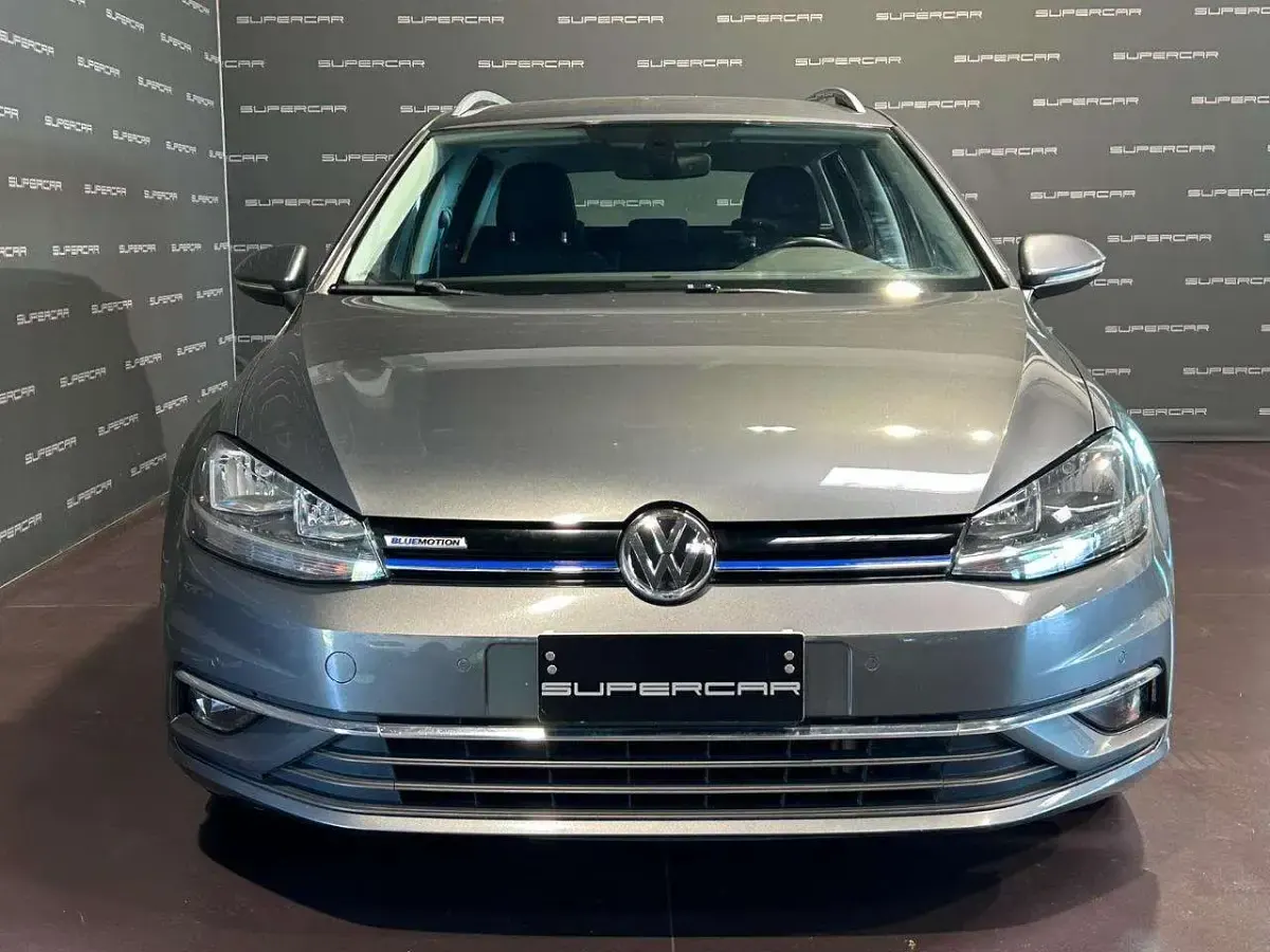 Usata VW Golf VII Executive 110 CV (80 kW) 2018 Grigio scuro Station wagon