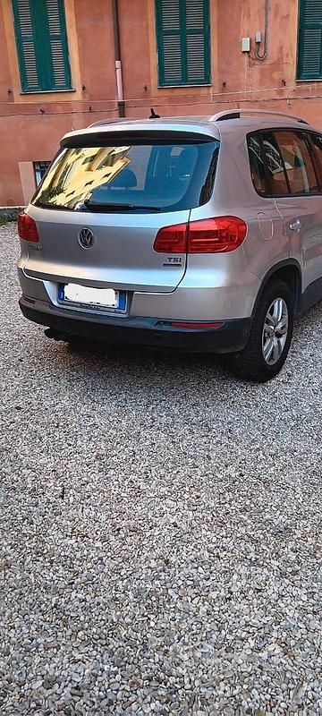 Usata VW Tiguan Trendline 160 CV (117 kW) 2011 Grigio SUV