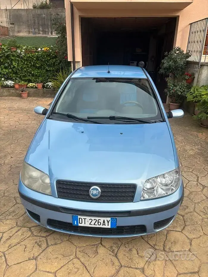 Usata Fiat Punto 69 CV (50 kW) 2008 Utilitaria
