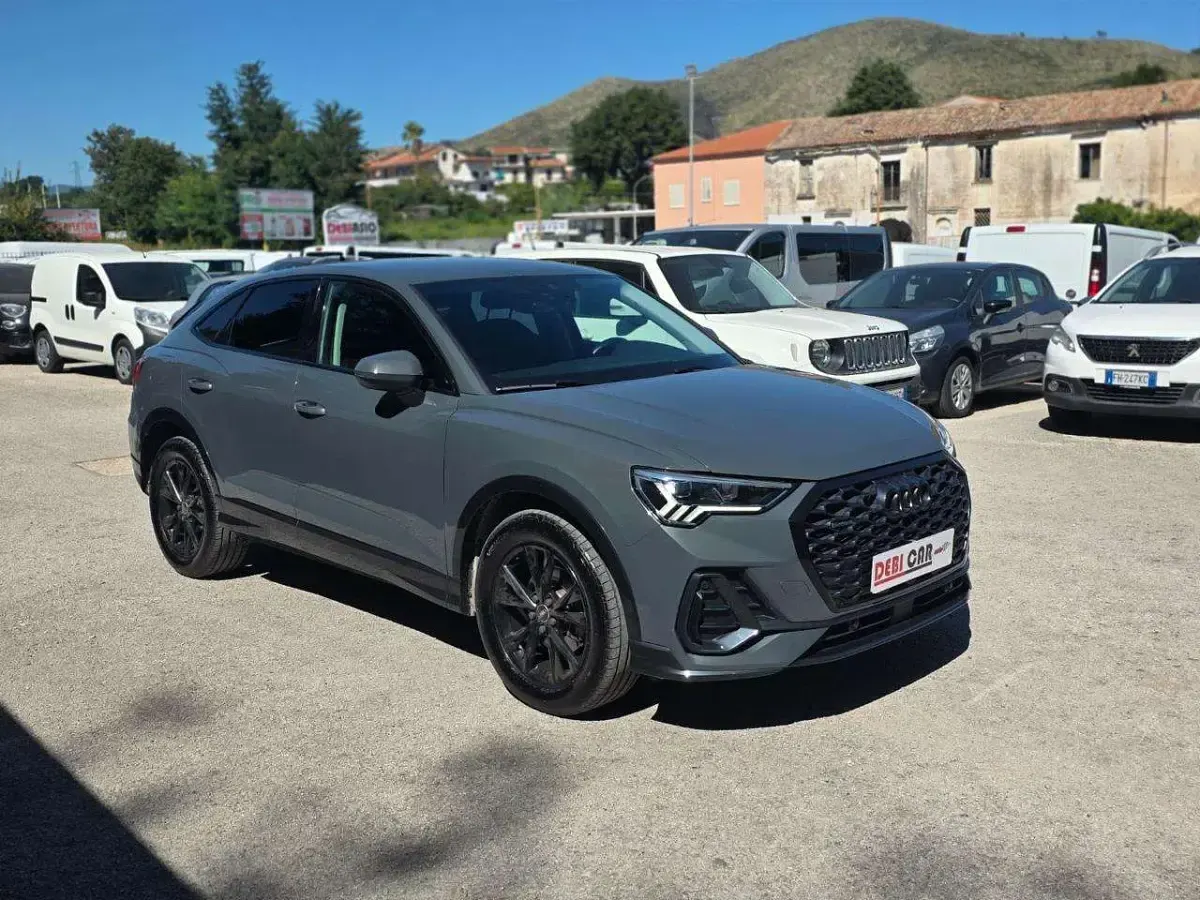 Usata Audi Q3 150 CV (110 kW) 2022 Grigio scuro SUV