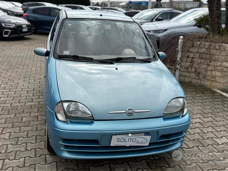 Usata Fiat 600 54 CV (39 kW) 2005 Blu Utilitaria