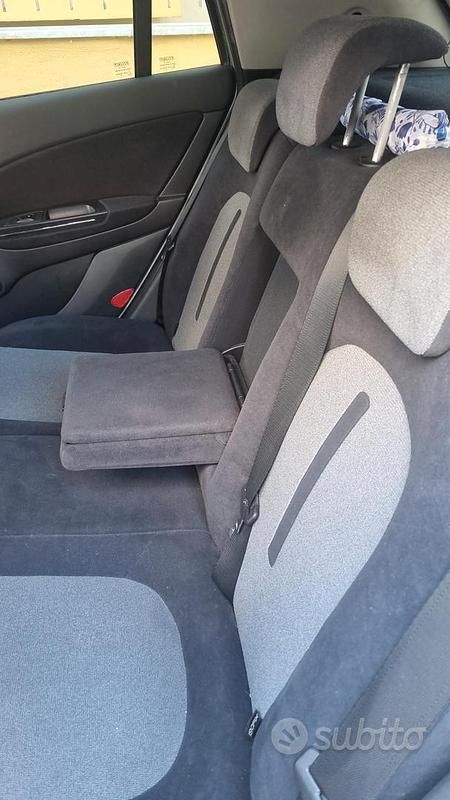 Usata Fiat Bravo 105 CV (77 kW) 2009 Grigio Utilitaria