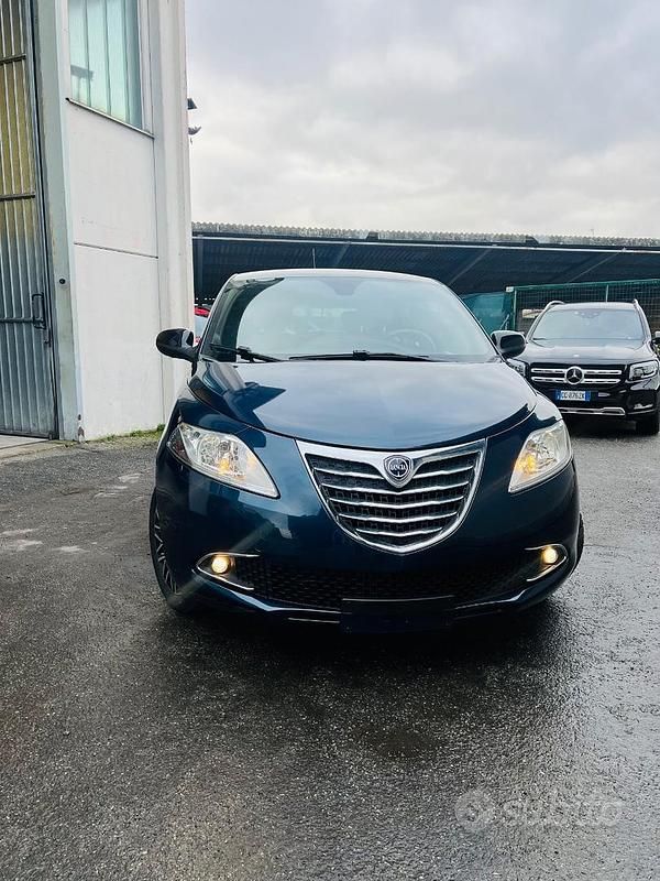 Usata Lancia Ypsilon 95 CV (69 kW) 2015 Utilitaria
