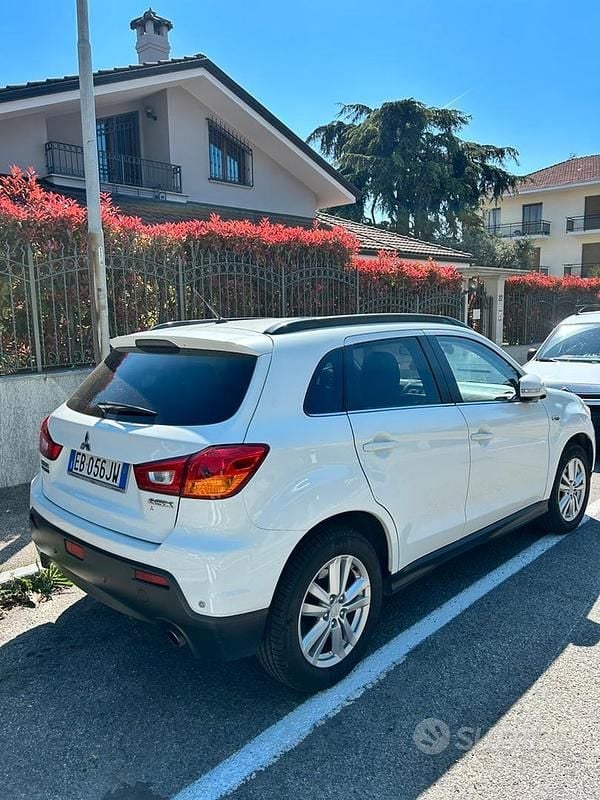 Usata Mitsubishi ASX 150 CV (110 kW) 2010 Bianco SUV