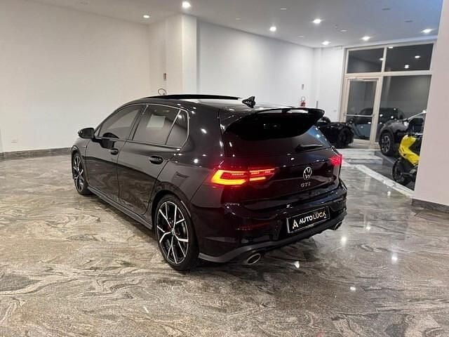 Usata VW Golf VIII GTI 333 CV (244 kW) 2024 Nero Berlina