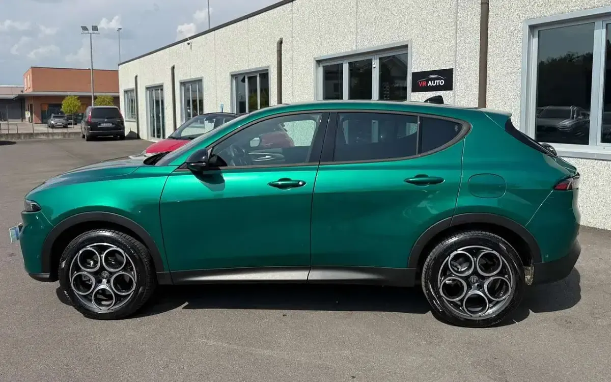 Usata Alfa Romeo Tonale Sprint 179 CV (131 kW) 2025 Montreal SUV